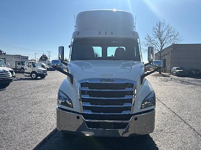 Used 2021 Freightliner Cascadia Detroit DD13 Semi Truck for sale #M220117 - photo 2