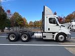 Used 2021 Freightliner Cascadia Detroit DD13 Semi Truck for sale #M220120 - photo 8