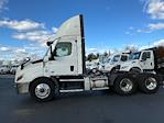 Used 2021 Freightliner Cascadia Detroit DD13 Semi Truck for sale #M220124 - photo 4