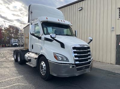 Used 2021 Freightliner Cascadia Detroit DD13 Semi Truck for sale #M220127 - photo 1