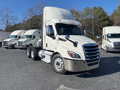 Used 2021 Freightliner Cascadia Detroit DD13 Semi Truck for sale #M220129 - photo 1