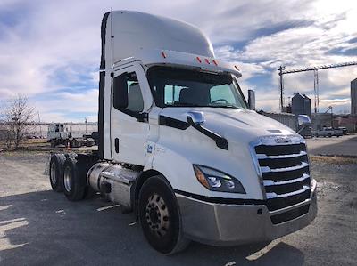 Used 2021 Freightliner Cascadia Detroit DD13 Semi Truck for sale #M220132 - photo 1