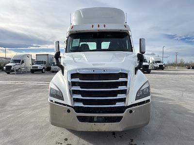 Used 2021 Freightliner Cascadia Detroit DD13 Semi Truck for sale #M220144 - photo 2