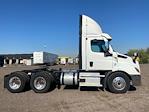 Used 2021 Freightliner Cascadia Detroit DD13 Semi Truck for sale #M220148 - photo 8