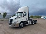 Used 2021 Freightliner Cascadia Detroit DD13 Semi Truck for sale #M220149 - photo 3