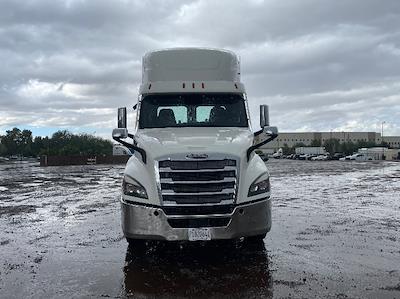 Used 2021 Freightliner Cascadia Detroit DD13 Semi Truck for sale #M220152 - photo 2