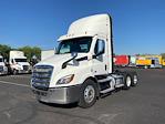 Used 2021 Freightliner Cascadia Detroit DD13 Semi Truck for sale #M220155 - photo 3