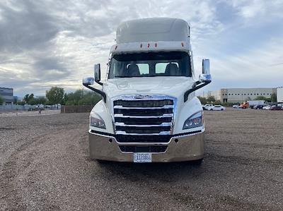 Used 2021 Freightliner Cascadia Detroit DD13 Semi Truck for sale #M220161 - photo 2