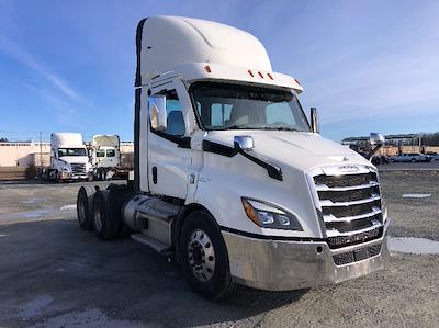 Used 2021 Freightliner Cascadia Detroit DD13 Semi Truck for sale #M220170 - photo 1
