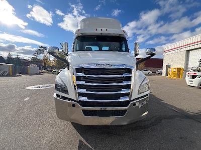 Used 2021 Freightliner Cascadia Detroit DD13 Semi Truck for sale #M220199 - photo 2