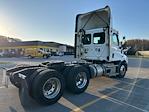 Used 2021 Freightliner Cascadia Detroit DD13 Semi Truck for sale #M220210 - photo 7