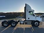Used 2021 Freightliner Cascadia Detroit DD13 Semi Truck for sale #M220210 - photo 8