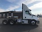 Used 2021 Freightliner Cascadia Detroit DD13 Semi Truck for sale #M220222 - photo 8