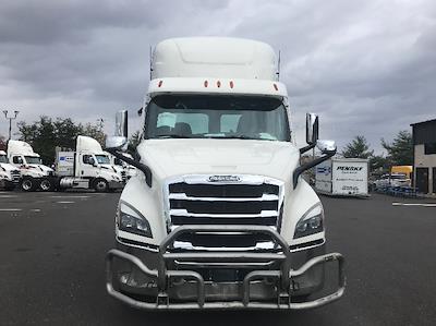 Used 2021 Freightliner Cascadia Detroit DD13 Semi Truck for sale #M220223 - photo 2