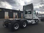 Used 2021 Freightliner Cascadia Detroit DD13 Semi Truck for sale #M220223 - photo 7