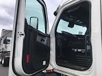 Used 2021 Freightliner Cascadia Detroit DD13 Semi Truck for sale #M220223 - photo 9