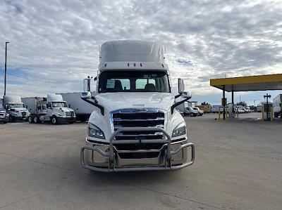 Used 2021 Freightliner Cascadia Detroit DD13 Semi Truck for sale #M220246 - photo 2