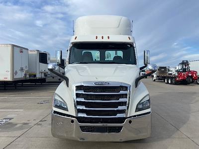 Used 2021 Freightliner Cascadia Detroit DD13 Semi Truck for sale #M220247 - photo 2