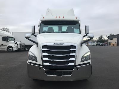 Used 2021 Freightliner Cascadia Cummins X15 Semi Truck for sale #M220259 - photo 2