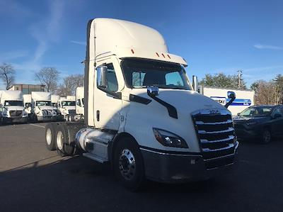 Used 2021 Freightliner Cascadia Detroit DD13 Semi Truck for sale #M220287 - photo 1