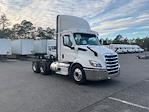 Used 2021 Freightliner Cascadia Detroit DD13 Semi Truck for sale #M220288 - photo 1