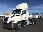 Used 2021 Freightliner Cascadia Detroit DD13 Semi Truck for sale #M220294 - photo 3