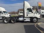 Used 2021 Freightliner Cascadia Detroit DD13 Semi Truck for sale #M220296 - photo 8