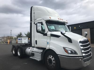 Used 2021 Freightliner Cascadia Detroit DD13 Semi Truck for sale #M220303 - photo 1