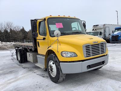 Used 2021 Freightliner M2 106 - photo 1