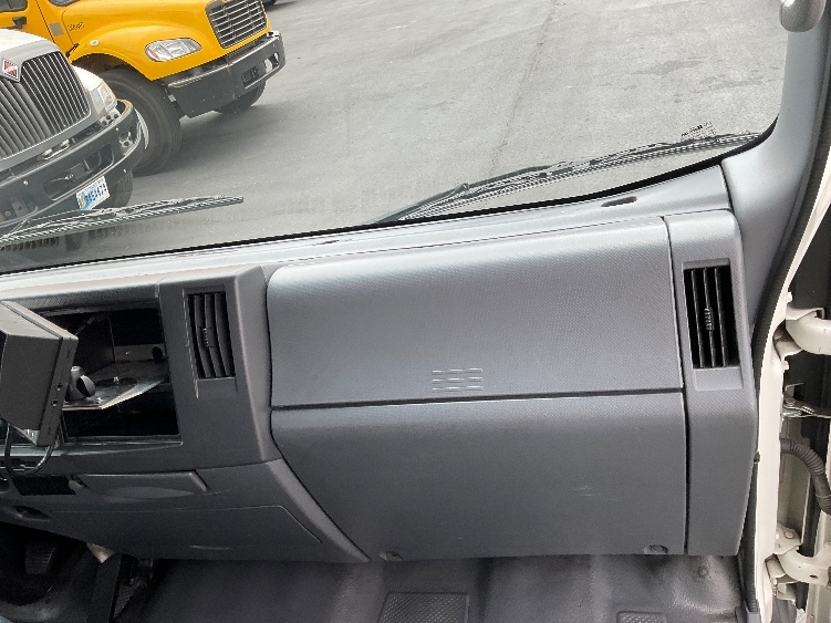 Used 2021 Isuzu NRR - photo 23