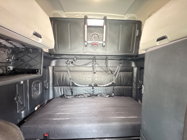 Used 2023 Freightliner Cascadia - photo 19