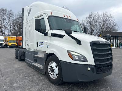 Used 2023 Freightliner Cascadia Detroit DD13 Semi Truck with Sleeper Cab for sale #UPP235651 - photo 1