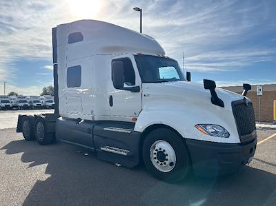 Used 2023 International LT - photo 1