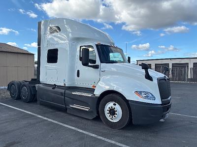 Used 2023 International LT - photo 1