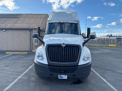 Used 2023 International LT - photo 1