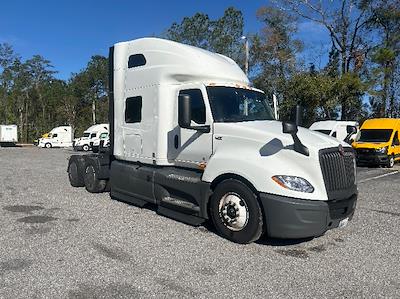 Used 2023 International LT - photo 1