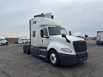 Used 2023 International LT - photo 1