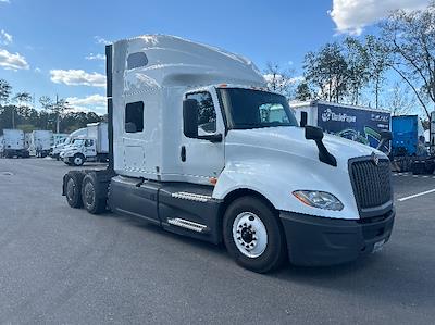 Used 2023 International LT - photo 1