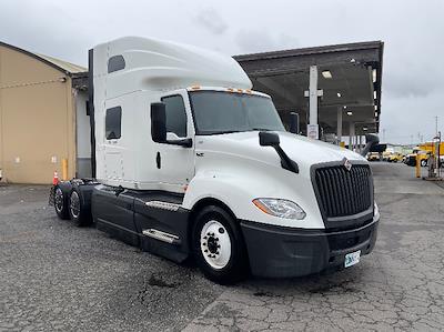 Used 2023 International LT - photo 1
