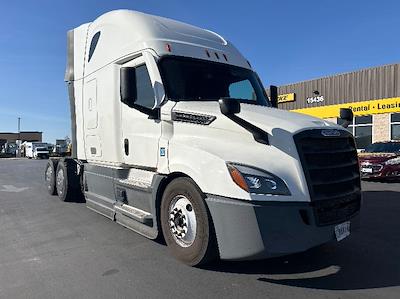 Used 2023 Freightliner Cascadia Detroit DD13 Semi Truck with Sleeper Cab for sale #UPP236115 - photo 1