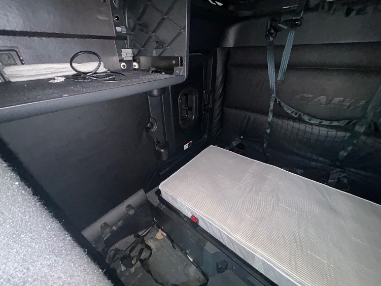 Used 2023 Freightliner Cascadia - photo 21