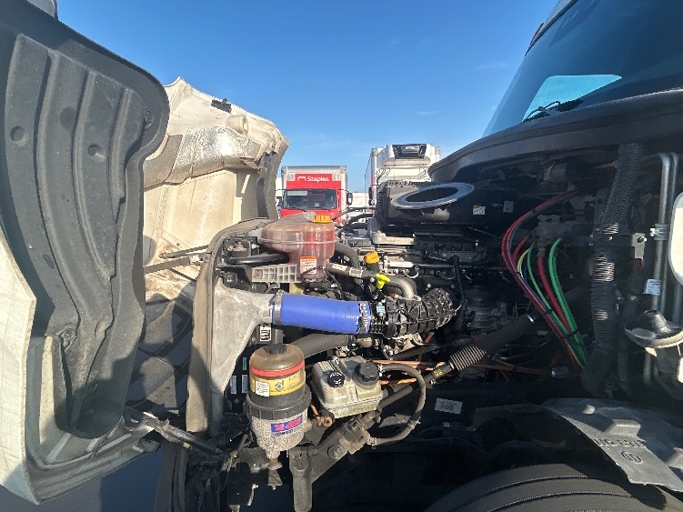 Used 2023 Freightliner Cascadia - photo 23