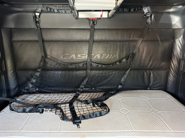Used 2023 Freightliner Cascadia - photo 18
