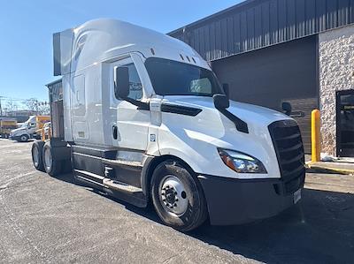 Used 2023 Freightliner Cascadia Detroit DD13 Semi Truck with Sleeper Cab for sale #UPP236196 - photo 1