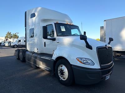 Used 2023 International LT - photo 1