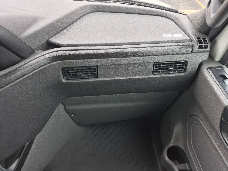Used 2023 International LT - photo 14