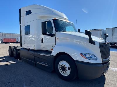 Used 2023 International LT - photo 1