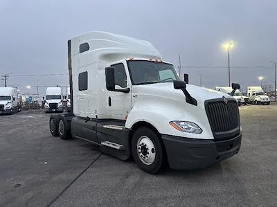 Used 2023 International LT - photo 1
