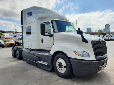 Used 2023 International LT - photo 1