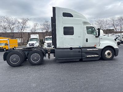 Used 2023 International LT - photo 1